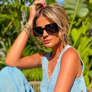 Versace VE4405 GB1/87 Square Sunglasses – Black/Dark Grey